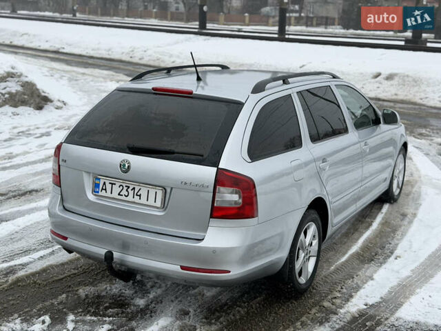 Сірий Шкода Октавія, об'ємом двигуна 1.6 л та пробігом 387 тис. км за 6999 $, фото 12 на Automoto.ua