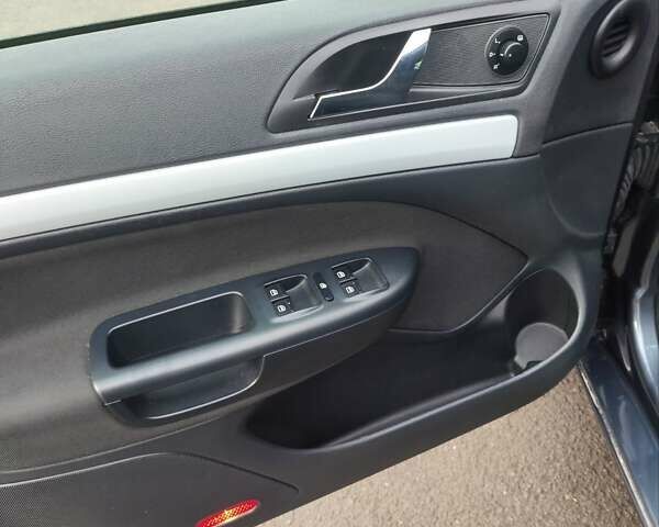 Сірий Шкода Октавія, об'ємом двигуна 1.4 л та пробігом 182 тис. км за 7600 $, фото 36 на Automoto.ua