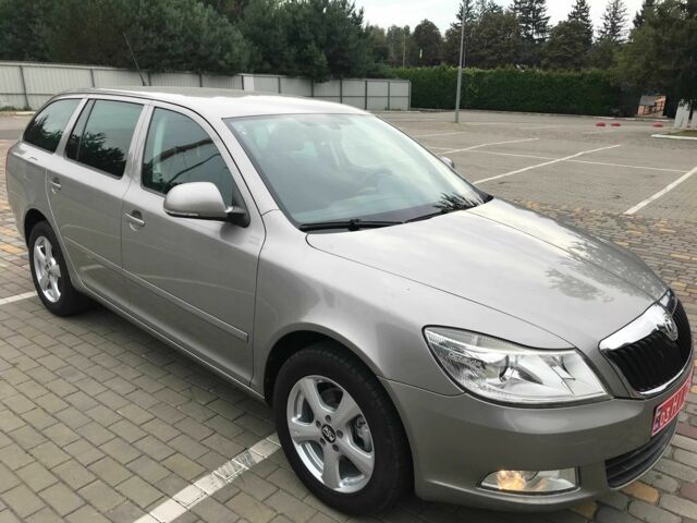 Серый Шкода Октавия, объемом двигателя 0 л и пробегом 187 тыс. км за 7850 $, фото 12 на Automoto.ua