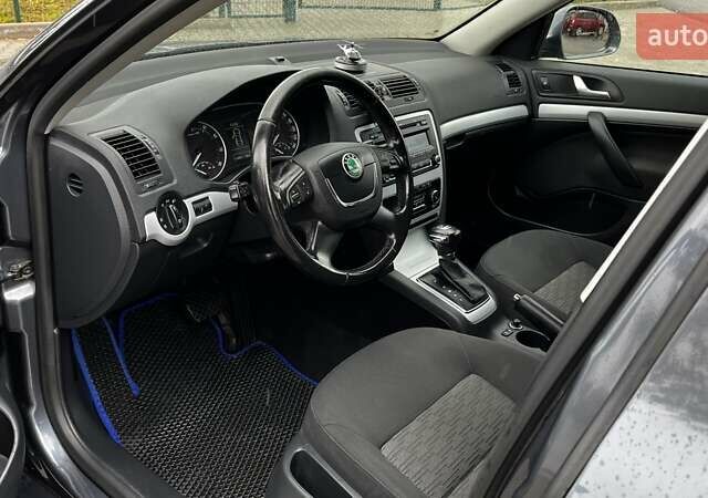 Сірий Шкода Октавія, об'ємом двигуна 1.8 л та пробігом 227 тис. км за 7800 $, фото 15 на Automoto.ua