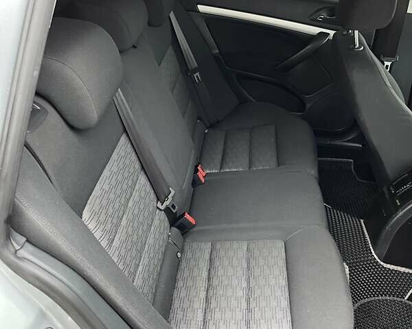 Серый Шкода Октавия, объемом двигателя 1.99 л и пробегом 234 тыс. км за 9800 $, фото 50 на Automoto.ua