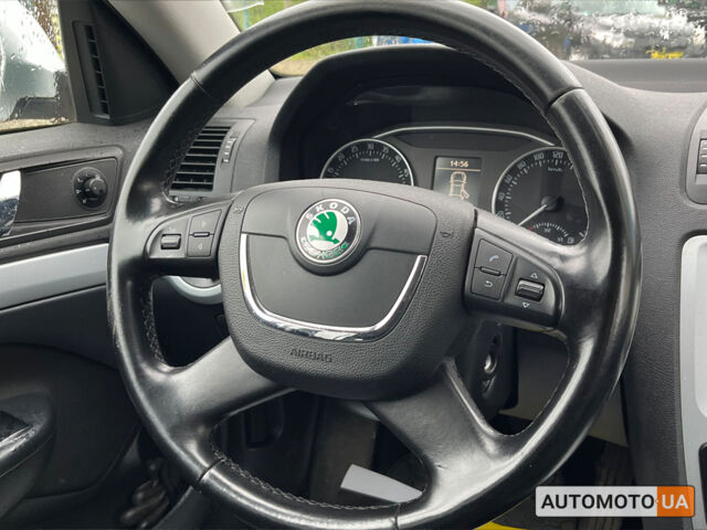 Серый Шкода Октавия, объемом двигателя 1.6 л и пробегом 296 тыс. км за 8999 $, фото 21 на Automoto.ua