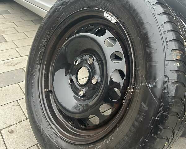 Серый Шкода Октавия, объемом двигателя 1.6 л и пробегом 211 тыс. км за 9449 $, фото 18 на Automoto.ua