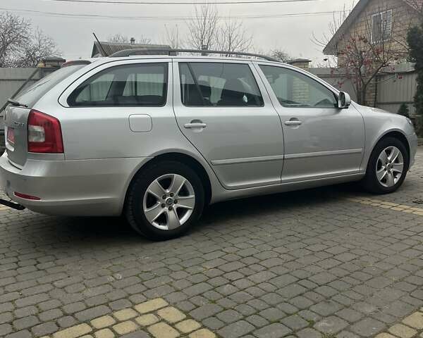 Сірий Шкода Октавія, об'ємом двигуна 2 л та пробігом 184 тис. км за 11300 $, фото 5 на Automoto.ua