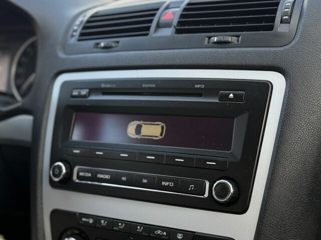 Серый Шкода Октавия, объемом двигателя 1.6 л и пробегом 267 тыс. км за 6700 $, фото 4 на Automoto.ua