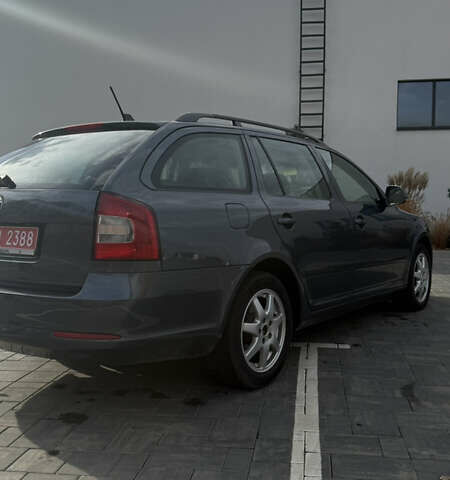 Сірий Шкода Октавія, об'ємом двигуна 1.8 л та пробігом 232 тис. км за 7300 $, фото 25 на Automoto.ua