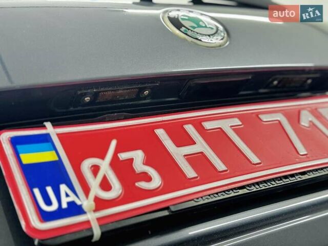 Серый Шкода Октавия, объемом двигателя 2 л и пробегом 217 тыс. км за 10750 $, фото 55 на Automoto.ua