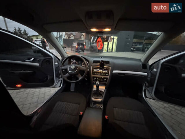 Сірий Шкода Октавія, об'ємом двигуна 1.8 л та пробігом 300 тис. км за 5550 $, фото 18 на Automoto.ua