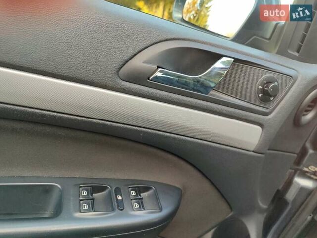 Серый Шкода Октавия, объемом двигателя 1.4 л и пробегом 185 тыс. км за 7888 $, фото 4 на Automoto.ua