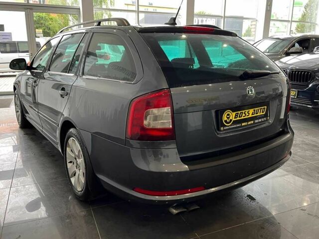 Серый Шкода Октавия, объемом двигателя 2 л и пробегом 263 тыс. км за 9000 $, фото 4 на Automoto.ua