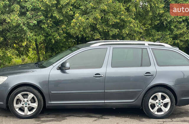 Сірий Шкода Октавія, об'ємом двигуна 1.2 л та пробігом 229 тис. км за 5999 $, фото 2 на Automoto.ua