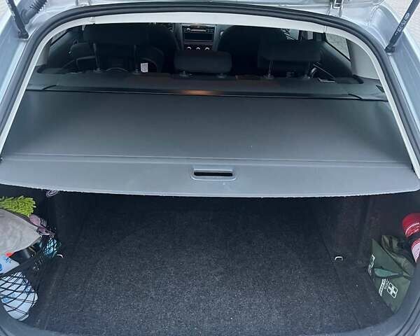 Сірий Шкода Октавія, об'ємом двигуна 1.6 л та пробігом 276 тис. км за 8300 $, фото 7 на Automoto.ua