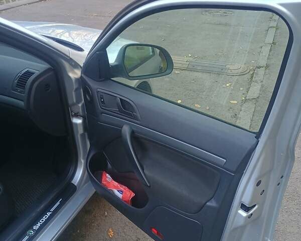 Серый Шкода Октавия, объемом двигателя 1.39 л и пробегом 191 тыс. км за 7400 $, фото 17 на Automoto.ua