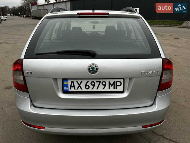 Серый Шкода Октавия, объемом двигателя 1.6 л и пробегом 331 тыс. км за 6650 $, фото 9 на Automoto.ua