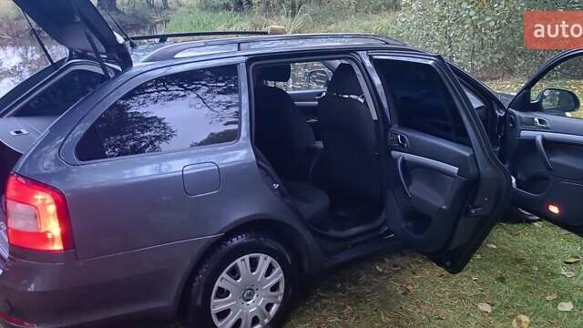 Сірий Шкода Октавія, об'ємом двигуна 1.4 л та пробігом 227 тис. км за 7800 $, фото 5 на Automoto.ua