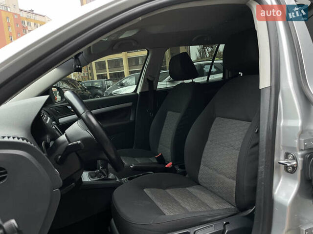 Сірий Шкода Октавія, об'ємом двигуна 1.8 л та пробігом 250 тис. км за 6999 $, фото 11 на Automoto.ua