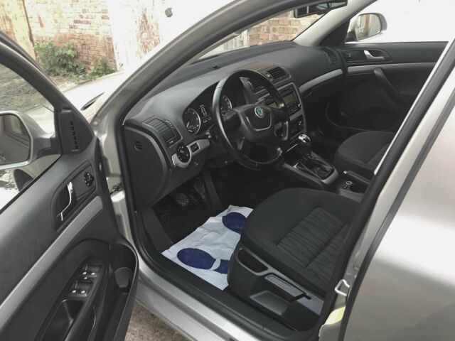 Серый Шкода Октавия, объемом двигателя 0 л и пробегом 187 тыс. км за 7850 $, фото 20 на Automoto.ua