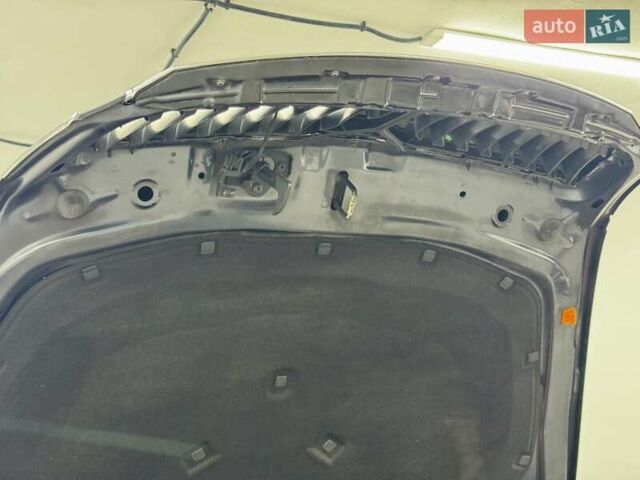 Серый Шкода Октавия, объемом двигателя 2 л и пробегом 217 тыс. км за 10750 $, фото 43 на Automoto.ua