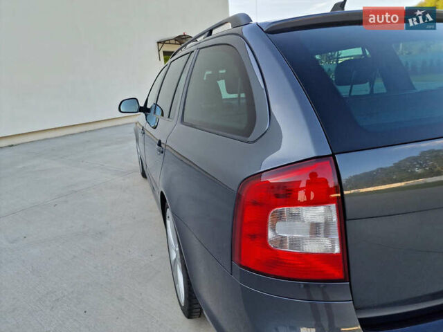 Серый Шкода Октавия, объемом двигателя 2 л и пробегом 217 тыс. км за 9500 $, фото 8 на Automoto.ua
