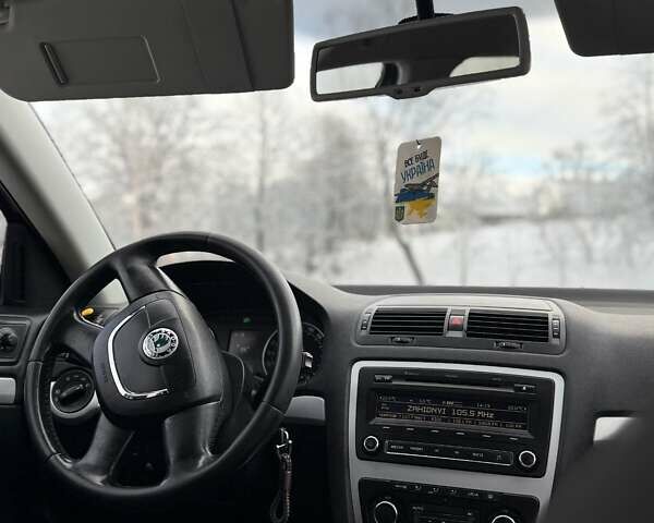 Сірий Шкода Октавія, об'ємом двигуна 1.6 л та пробігом 267 тис. км за 6700 $, фото 8 на Automoto.ua