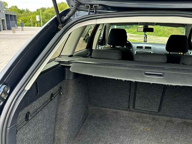 Сірий Шкода Октавія, об'ємом двигуна 1.6 л та пробігом 231 тис. км за 7700 $, фото 1 на Automoto.ua