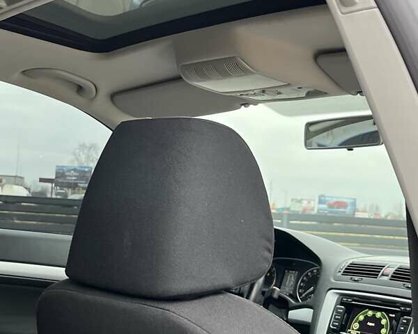 Серый Шкода Октавия, объемом двигателя 1.99 л и пробегом 234 тыс. км за 9800 $, фото 48 на Automoto.ua