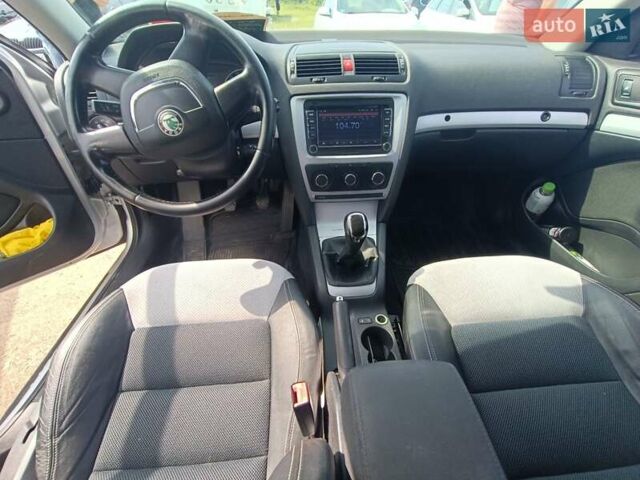 Серый Шкода Октавия, объемом двигателя 1.8 л и пробегом 276 тыс. км за 7100 $, фото 16 на Automoto.ua