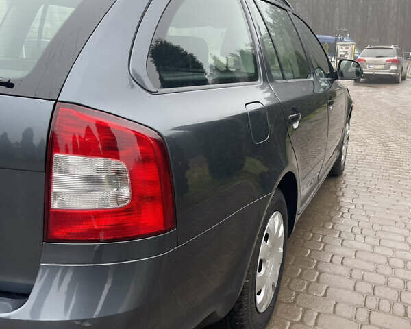 Сірий Шкода Октавія, об'ємом двигуна 1.4 л та пробігом 175 тис. км за 7000 $, фото 9 на Automoto.ua