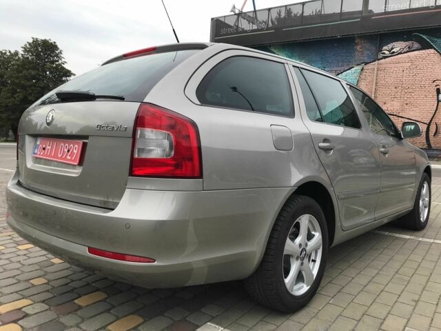 Серый Шкода Октавия, объемом двигателя 0 л и пробегом 187 тыс. км за 7850 $, фото 11 на Automoto.ua