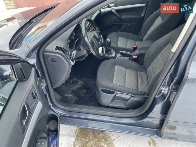 Сірий Шкода Октавія, об'ємом двигуна 1.6 л та пробігом 298 тис. км за 7650 $, фото 24 на Automoto.ua