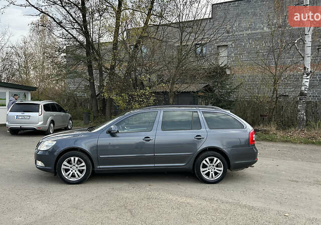 Серый Шкода Октавия, объемом двигателя 1.2 л и пробегом 209 тыс. км за 6200 $, фото 2 на Automoto.ua