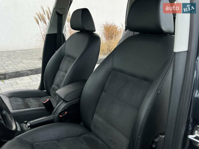 Серый Шкода Октавия, объемом двигателя 2 л и пробегом 211 тыс. км за 13200 $, фото 62 на Automoto.ua