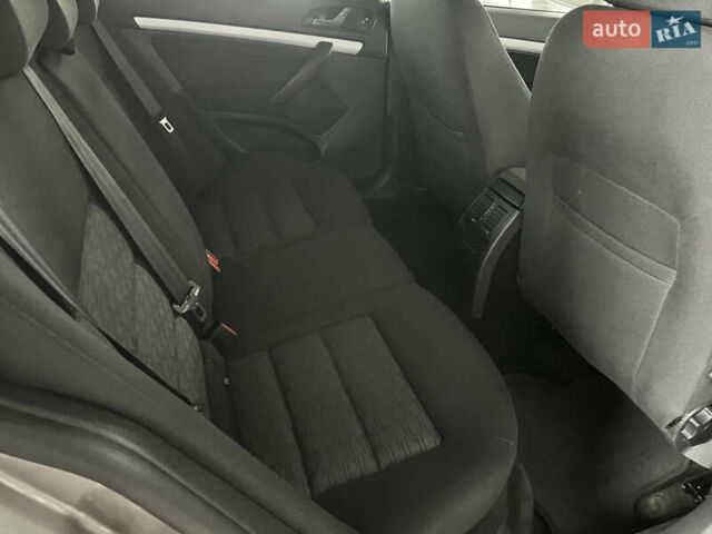 Сірий Шкода Октавія, об'ємом двигуна 1.6 л та пробігом 208 тис. км за 9150 $, фото 58 на Automoto.ua