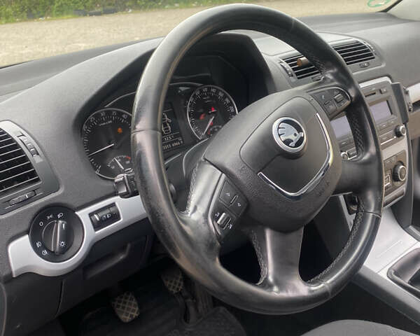 Сірий Шкода Октавія, об'ємом двигуна 1.6 л та пробігом 323 тис. км за 7850 $, фото 13 на Automoto.ua