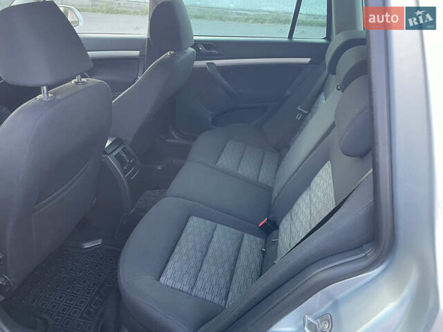 Сірий Шкода Октавія, об'ємом двигуна 1.6 л та пробігом 236 тис. км за 8800 $, фото 18 на Automoto.ua