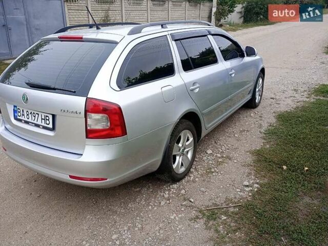 Серый Шкода Октавия, объемом двигателя 1.6 л и пробегом 269 тыс. км за 8600 $, фото 3 на Automoto.ua