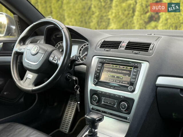 Серый Шкода Октавия, объемом двигателя 2 л и пробегом 230 тыс. км за 9499 $, фото 62 на Automoto.ua