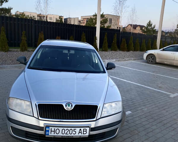 Сірий Шкода Октавія, об'ємом двигуна 1.6 л та пробігом 274 тис. км за 6800 $, фото 22 на Automoto.ua