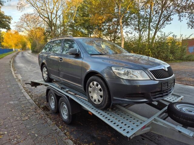 Серый Шкода Октавия, объемом двигателя 1 л и пробегом 225 тыс. км за 6600 $, фото 6 на Automoto.ua