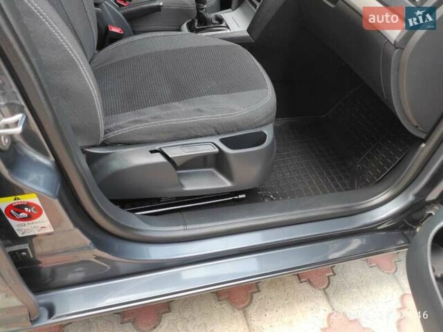 Серый Шкода Октавия, объемом двигателя 2 л и пробегом 212 тыс. км за 10500 $, фото 8 на Automoto.ua