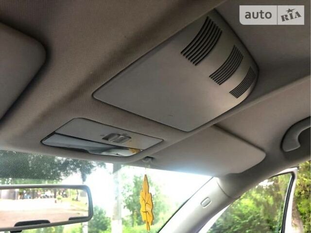 Шкода Октавія 2011 у Чернівцях на Automoto.ua Сірий Шкода Октавія, об'ємом двигуна 1.6 л та пробігом 301 тис. км за 4900 $, фото 18 на Automoto.ua