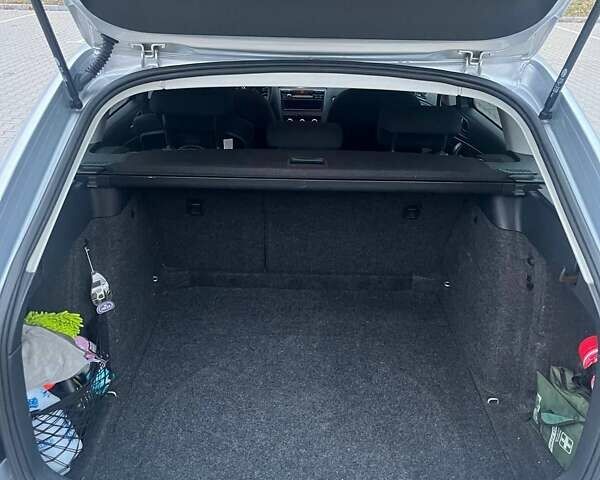 Сірий Шкода Октавія, об'ємом двигуна 1.6 л та пробігом 276 тис. км за 8300 $, фото 4 на Automoto.ua