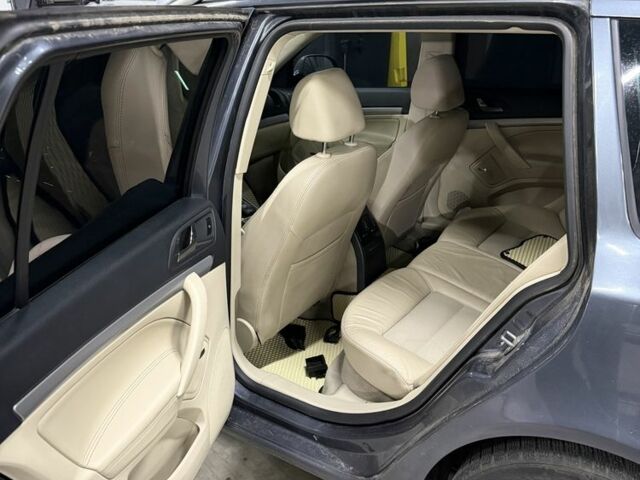 Серый Шкода Октавия, объемом двигателя 1.6 л и пробегом 307 тыс. км за 6300 $, фото 3 на Automoto.ua