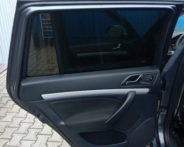 Сірий Шкода Октавія, об'ємом двигуна 1.6 л та пробігом 242 тис. км за 7750 $, фото 21 на Automoto.ua