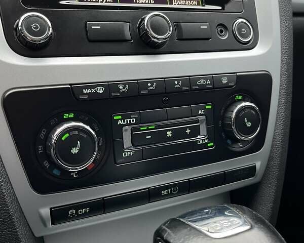 Серый Шкода Октавия, объемом двигателя 1.99 л и пробегом 234 тыс. км за 9800 $, фото 39 на Automoto.ua