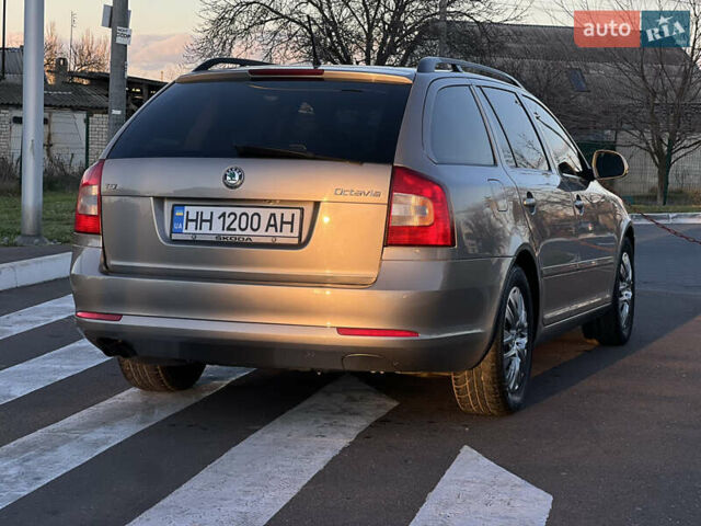 Сірий Шкода Октавія, об'ємом двигуна 1.39 л та пробігом 267 тис. км за 7400 $, фото 7 на Automoto.ua
