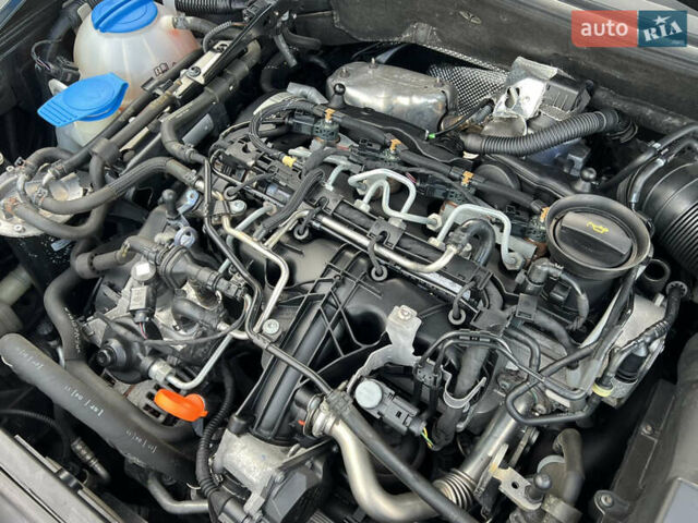 Серый Шкода Октавия, объемом двигателя 2 л и пробегом 211 тыс. км за 13200 $, фото 160 на Automoto.ua