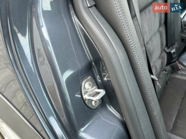 Серый Шкода Октавия, объемом двигателя 2 л и пробегом 211 тыс. км за 12950 $, фото 124 на Automoto.ua