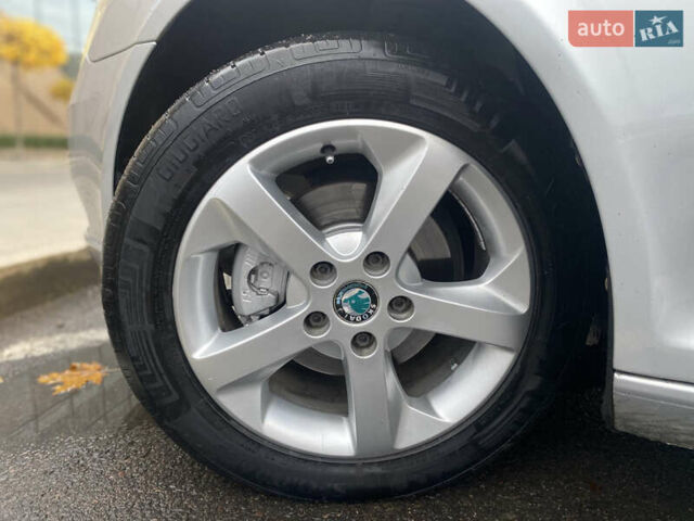 Серый Шкода Октавия, объемом двигателя 1.6 л и пробегом 230 тыс. км за 8300 $, фото 30 на Automoto.ua