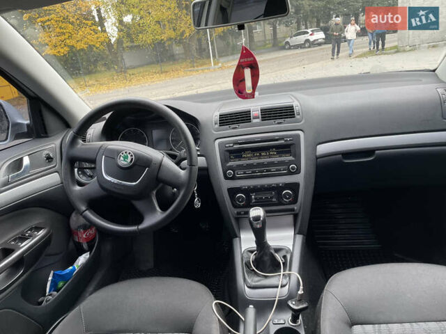 Шкода Октавия 2011 в Львове на Automoto.ua Серый Шкода Октавия, объемом двигателя 1.8 л и пробегом 238 тыс. км за 6999 $, фото 3 на Automoto.ua